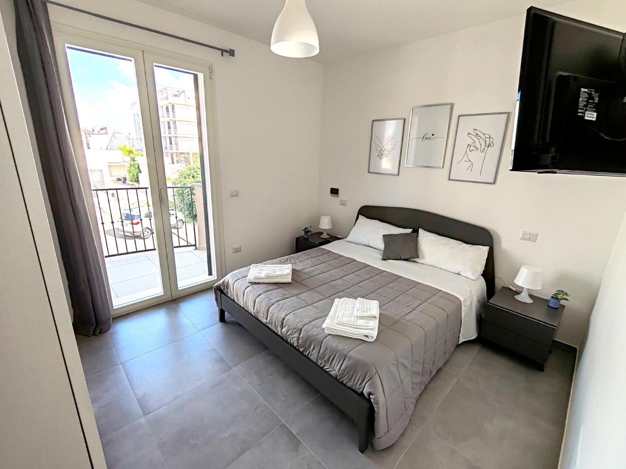 La Dama Di Loto Apartment เลชเช ภายนอก รูปภาพ